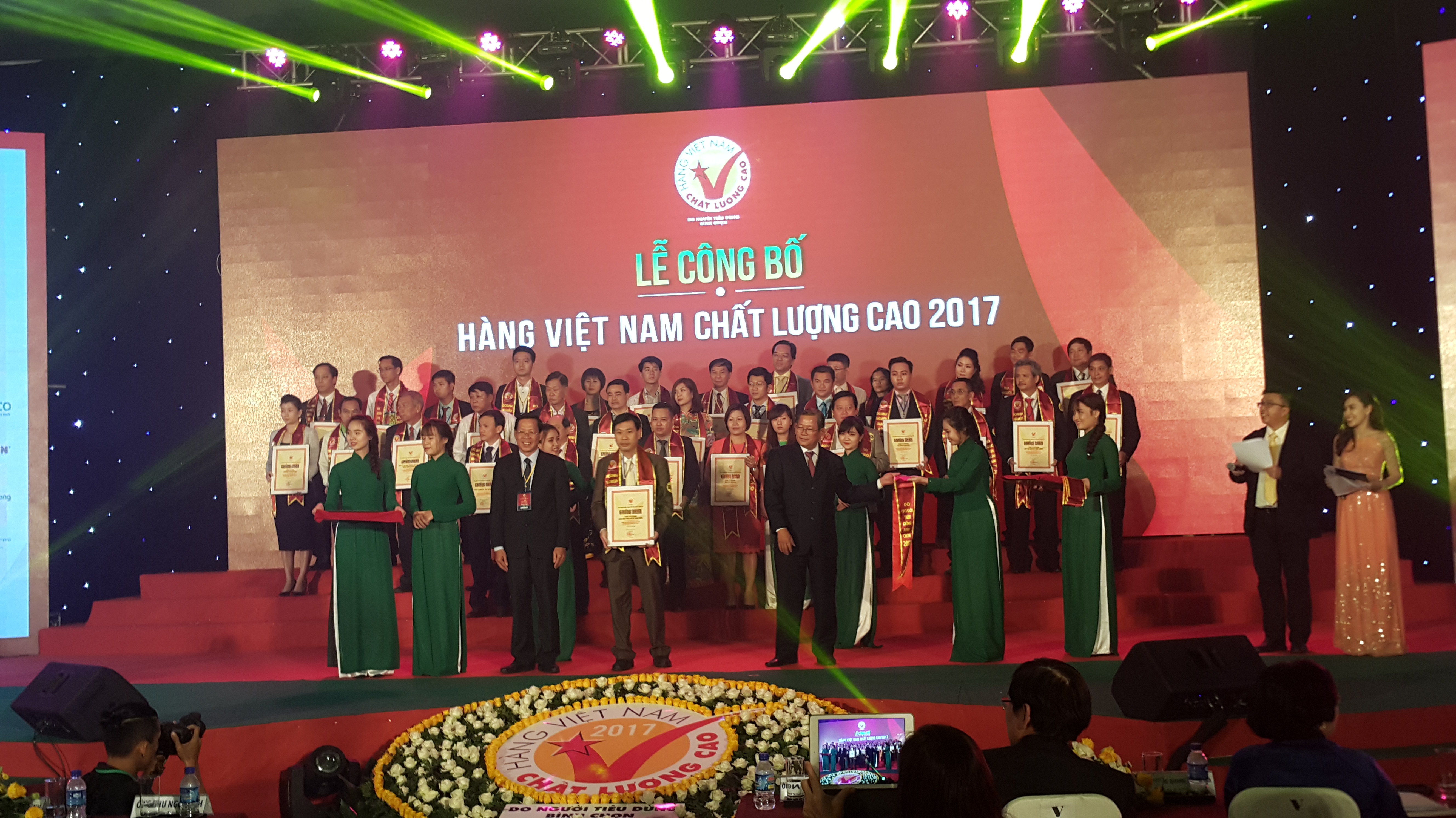 Rạng Đông 21 năm đạt danh hiệu Hàng Việt Nam Chất lượng cao